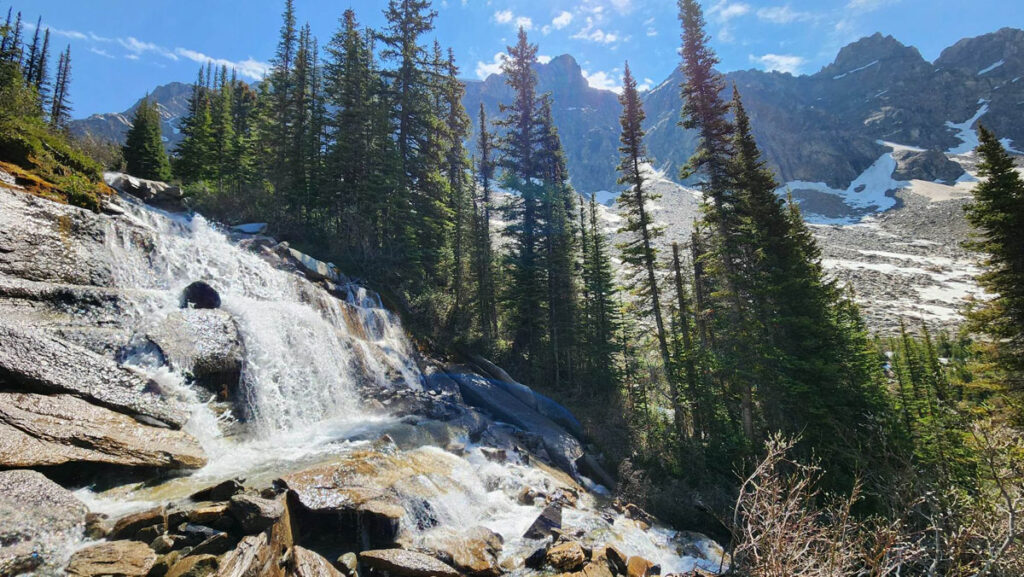 New Teepee Lake hike a creekside portal to the alpine - The Rocky ...