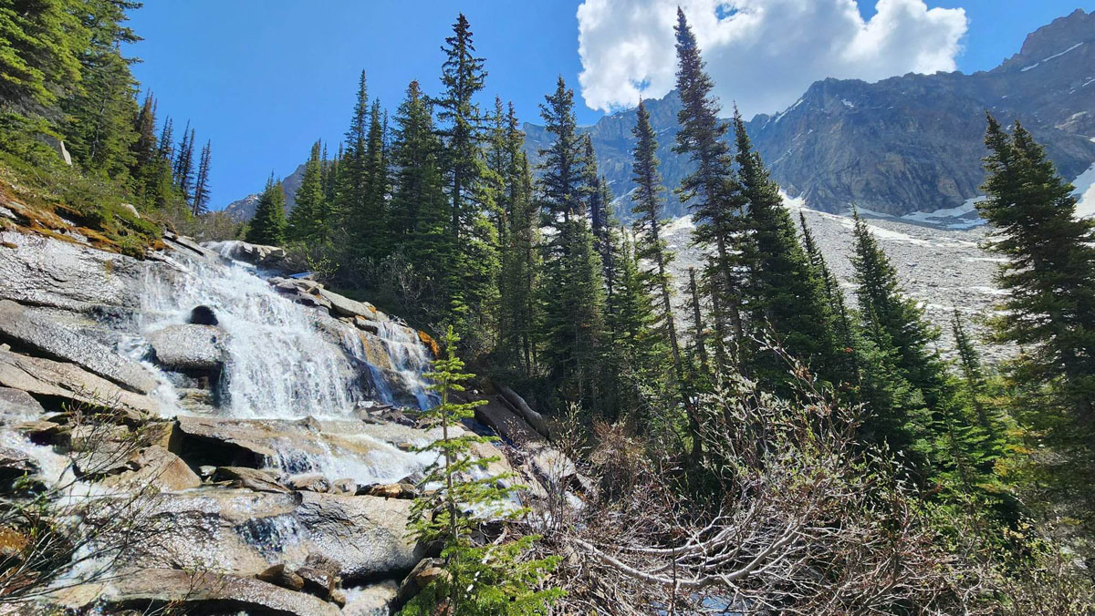 New Teepee Lake hike a creekside portal to the alpine - The Rocky ...